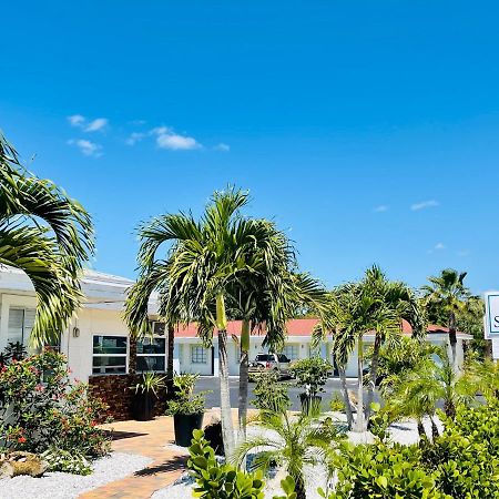 Siesta Inn Sarasota - Indian Beach Zewnętrze zdjęcie