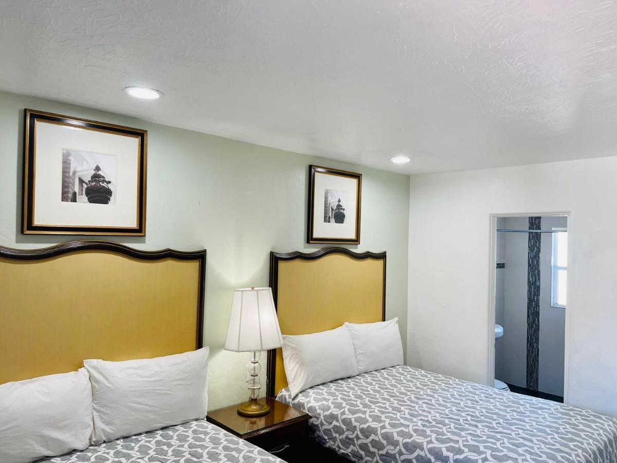 Siesta Inn Sarasota - Indian Beach Zewnętrze zdjęcie