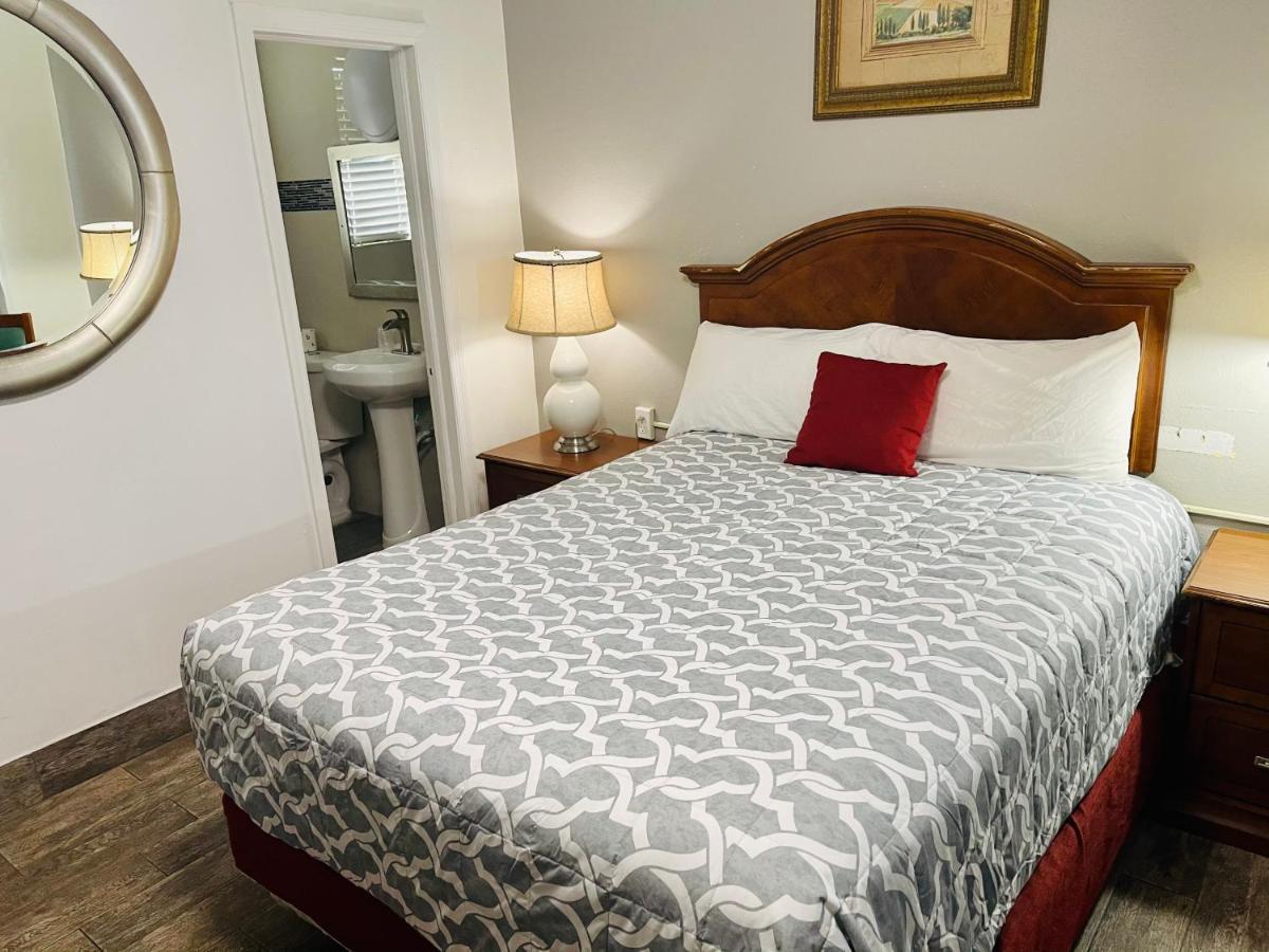 Siesta Inn Sarasota - Indian Beach Zewnętrze zdjęcie